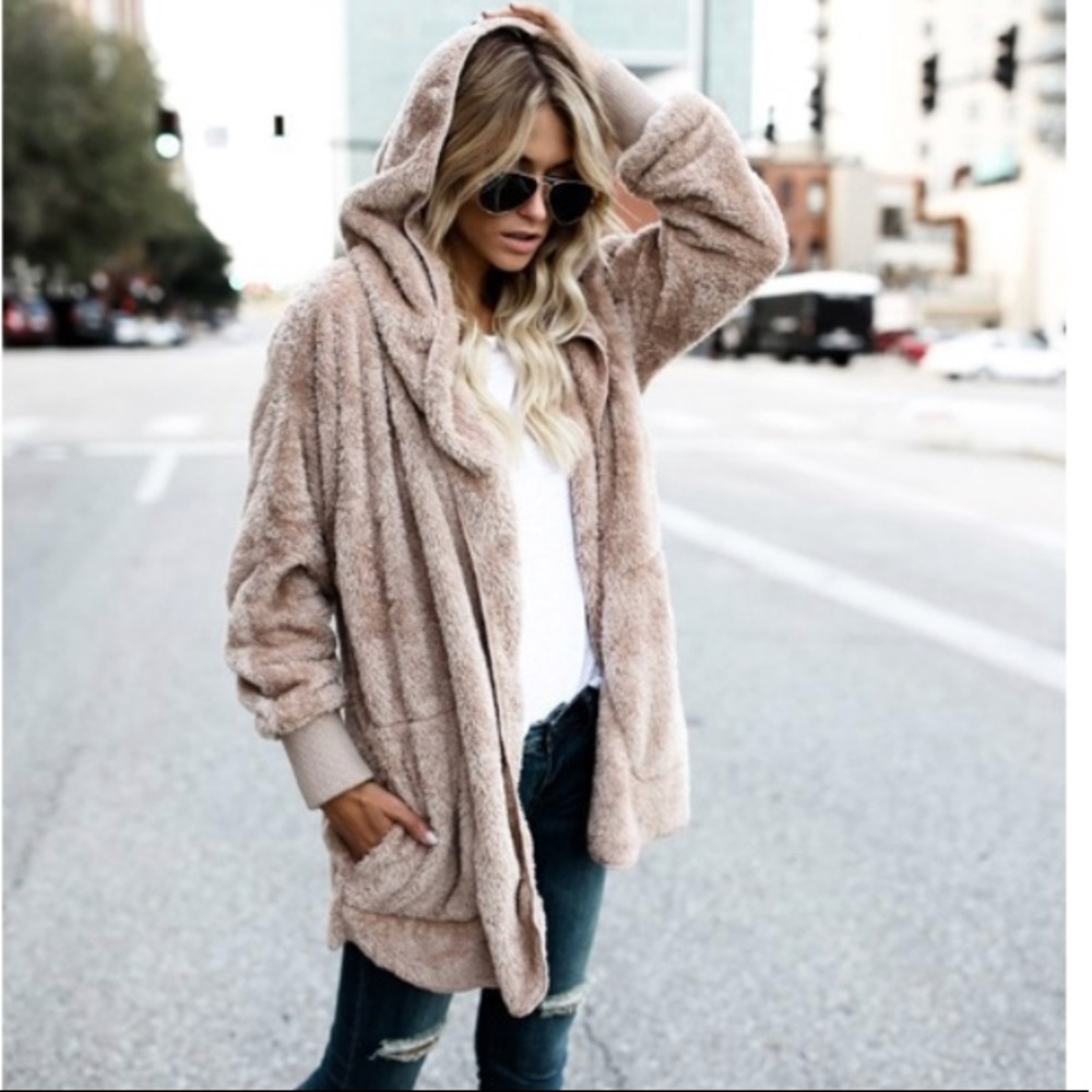 LAST ONE❗️SOFT COZY Hooded Jacket - Medium - Picture 3 of 7